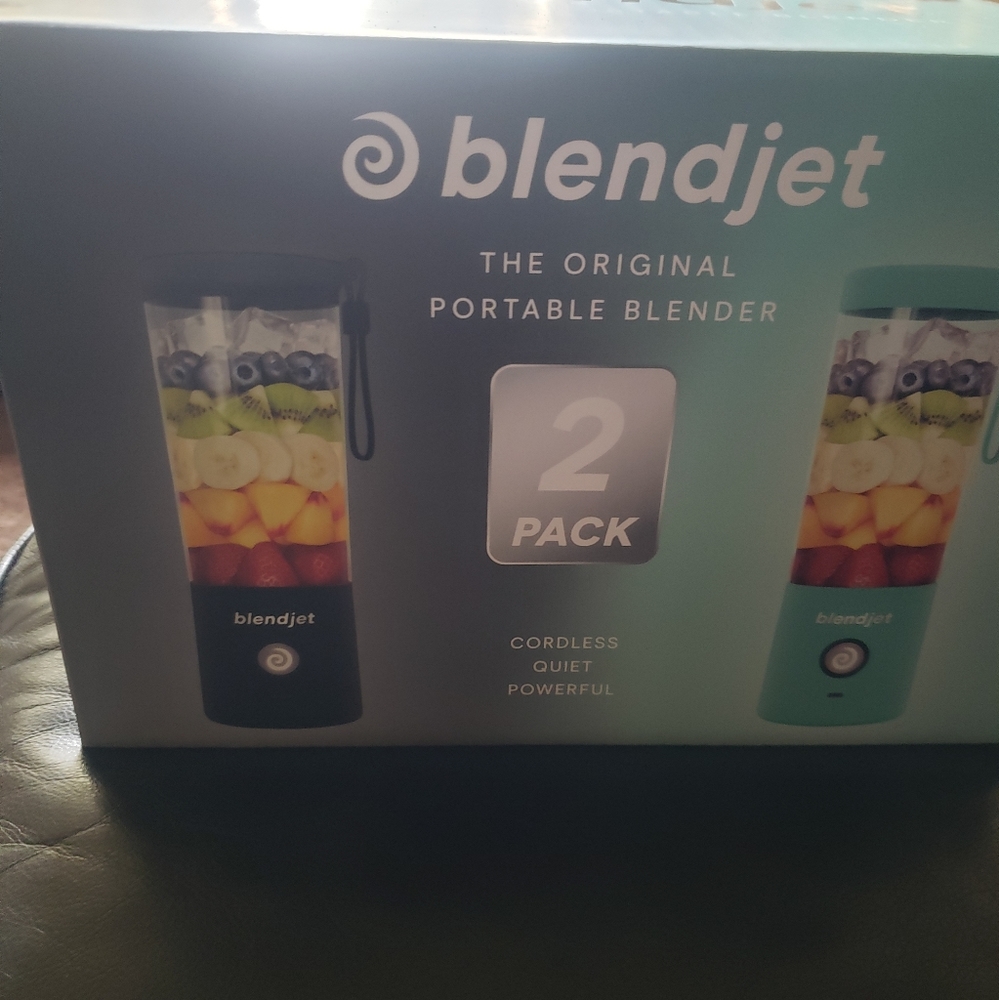 COPY - Blendjet-portable blender